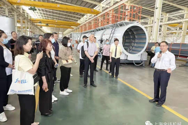Convidados da classe de treinamento em tecnologia de fabricação verde para produtos de PVC visitaram a fábrica Haining da JWELL Machinery com um sucesso completo